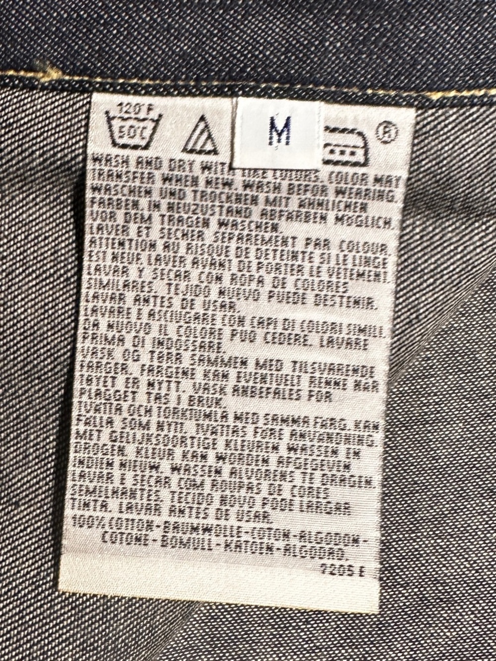Levi's 'Big E' Denim Western Shirt - Picture 9 of 16